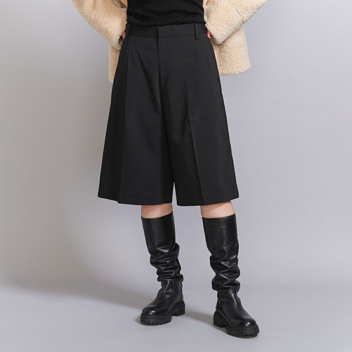 タックハーフパンツ／ビューティー＆ユース ユナイテッドアローズ（BEAUTY＆YOUTH）のサムネイル