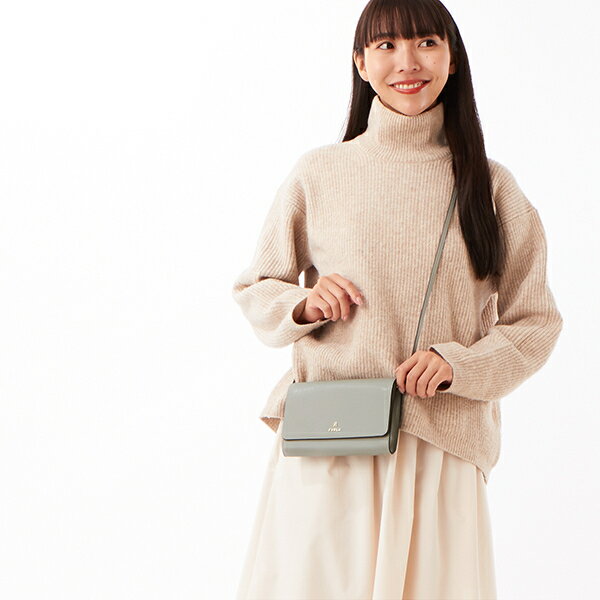 FURLA CAMELIA CHAIN WALLET／フルラ（FURLA