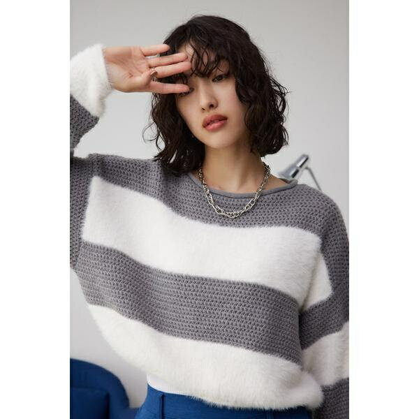 キャミソール ノースリーブ ショート丈 胸パッド タイトフィット スリム 女の子 トップス モダン セクシー 魅惑 アーバン レディース