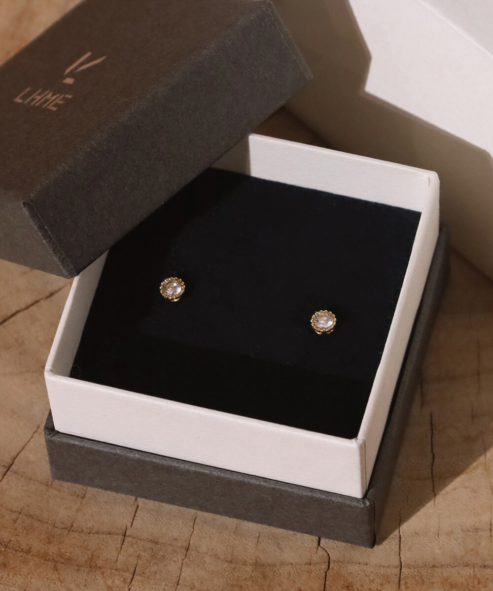 【BOX・ショップ袋付き】LHME 1粒ビジューピアス/サージカルステンレス 金属アレルギー対応／エルエイチエムイー（LHME）