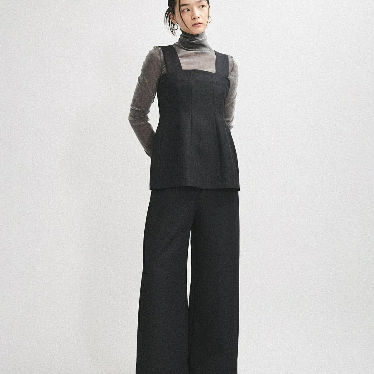 【逸品】・【サステナブル】ペプラムロンパース／アダムエロペ（ADAM ET ROPE'）