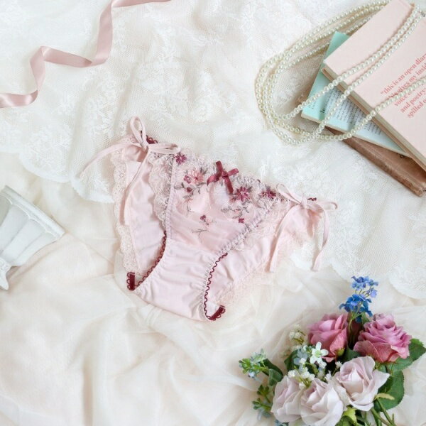 フィオナ リボンショーツ／リサマリ（Risa Magli）