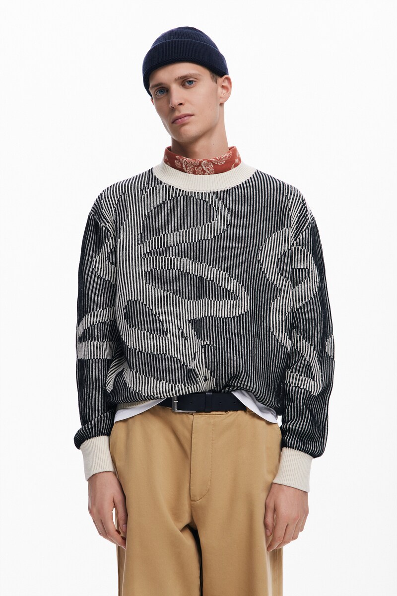 花柄のセーター/デシグアル(Desigual)