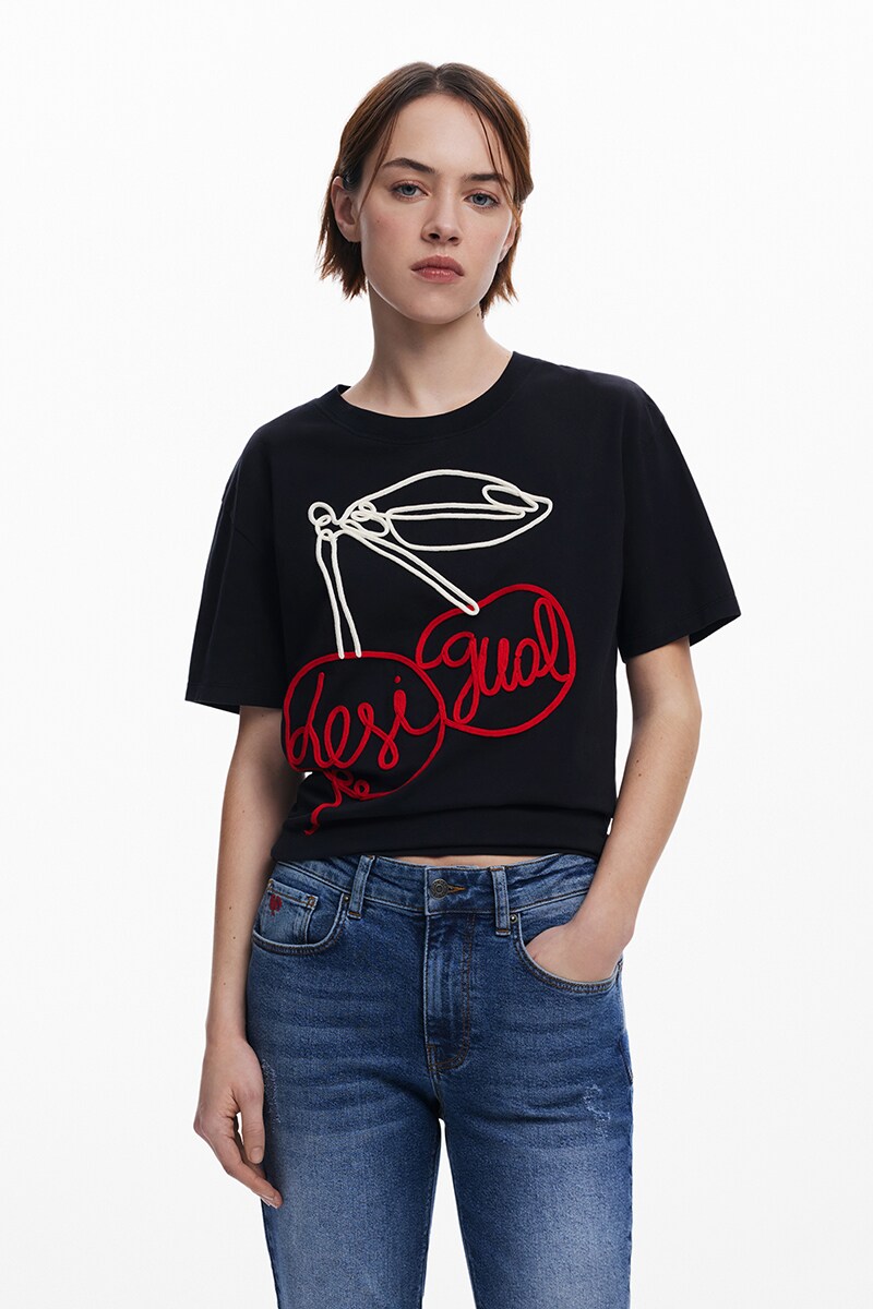 TSCHERRIES Tシャツショートスリーブ／デシグアル（Desigual）