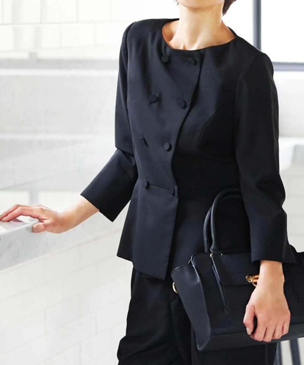 ノーカラーペプラムフォーマルスーツ／リブルーム（Rebloom）