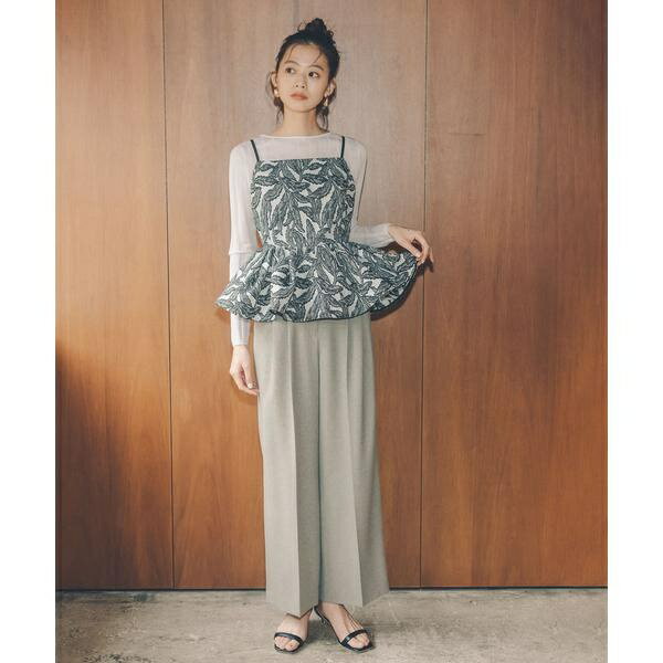 タックワイドパンツ／ナチュラルビューティーベーシック（NATURAL BEAUTY BASIC）