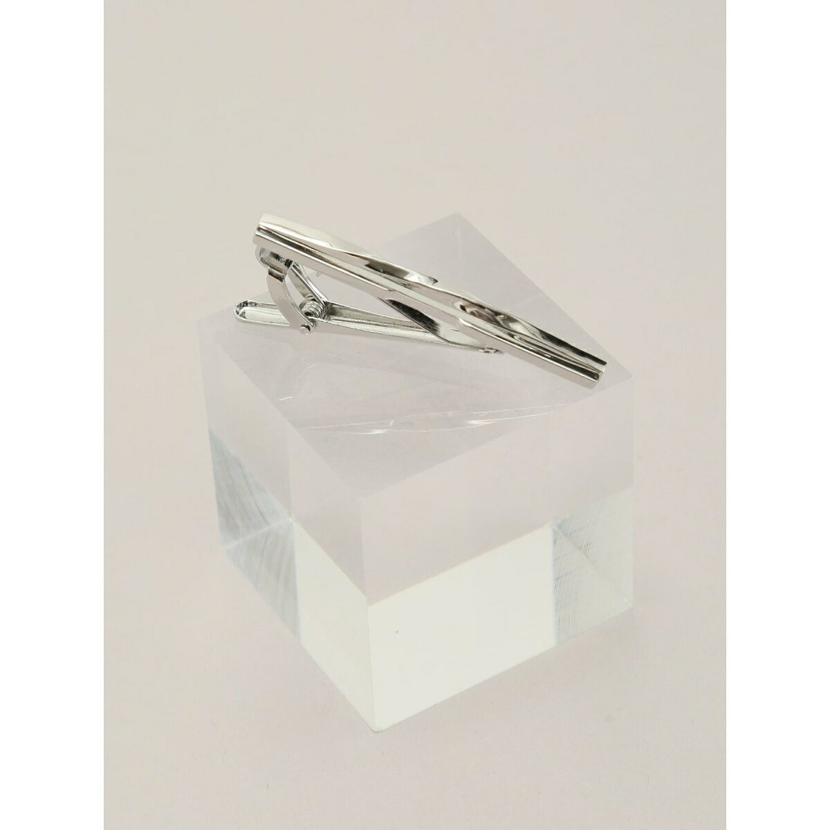 タカキュー ヒネリデザイン タイバー／タカキュー（TAKA-Q）