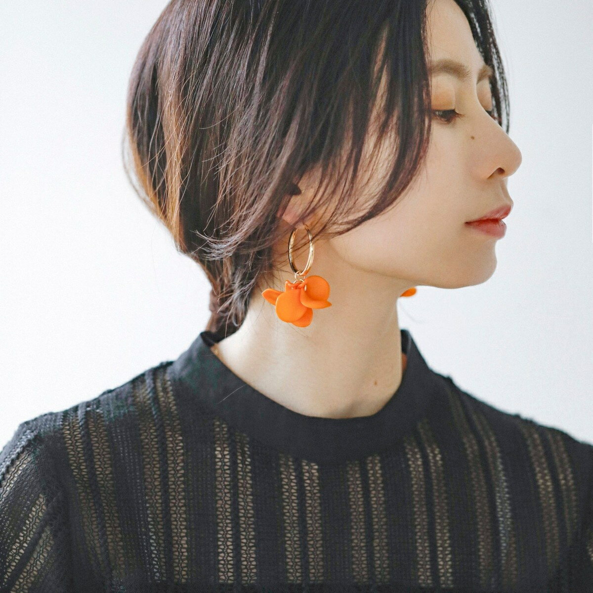 《追加予約》quaranciel: カラー フラワー フープ ピアス／カランシエル（quaranciel）