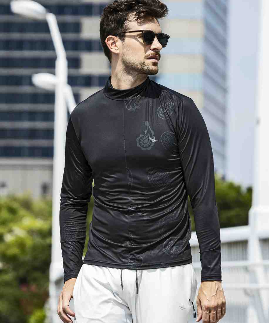 1PIU1UGUALE3 RELAX クレイジーカモランニングモックネックTシャツ／ウノピゥウノウグァーレトレ リラックス（1PIU1UGUALE3 RELAX）