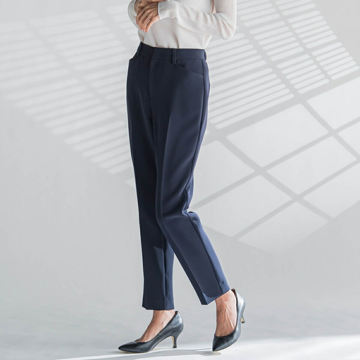 【大きいサイズ】ダブルクロステーパードパンツ≪洗濯機で洗える≫／ラエフ（la.f...）