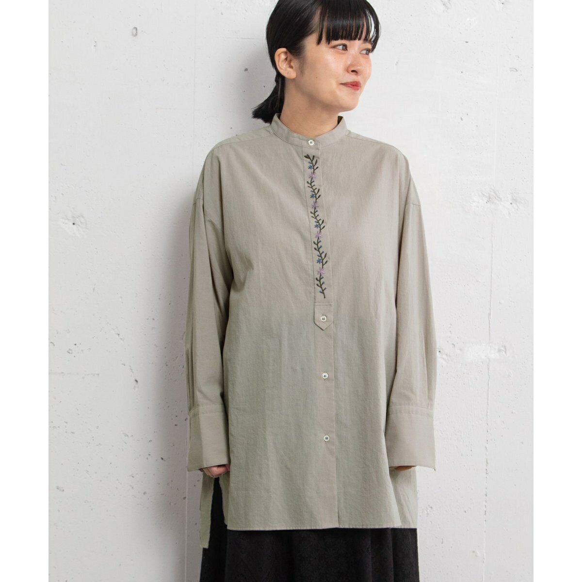 ボタニカル比翼刺繍ロングシャツ／プードゥドゥ（POU DOU DOU）(4)