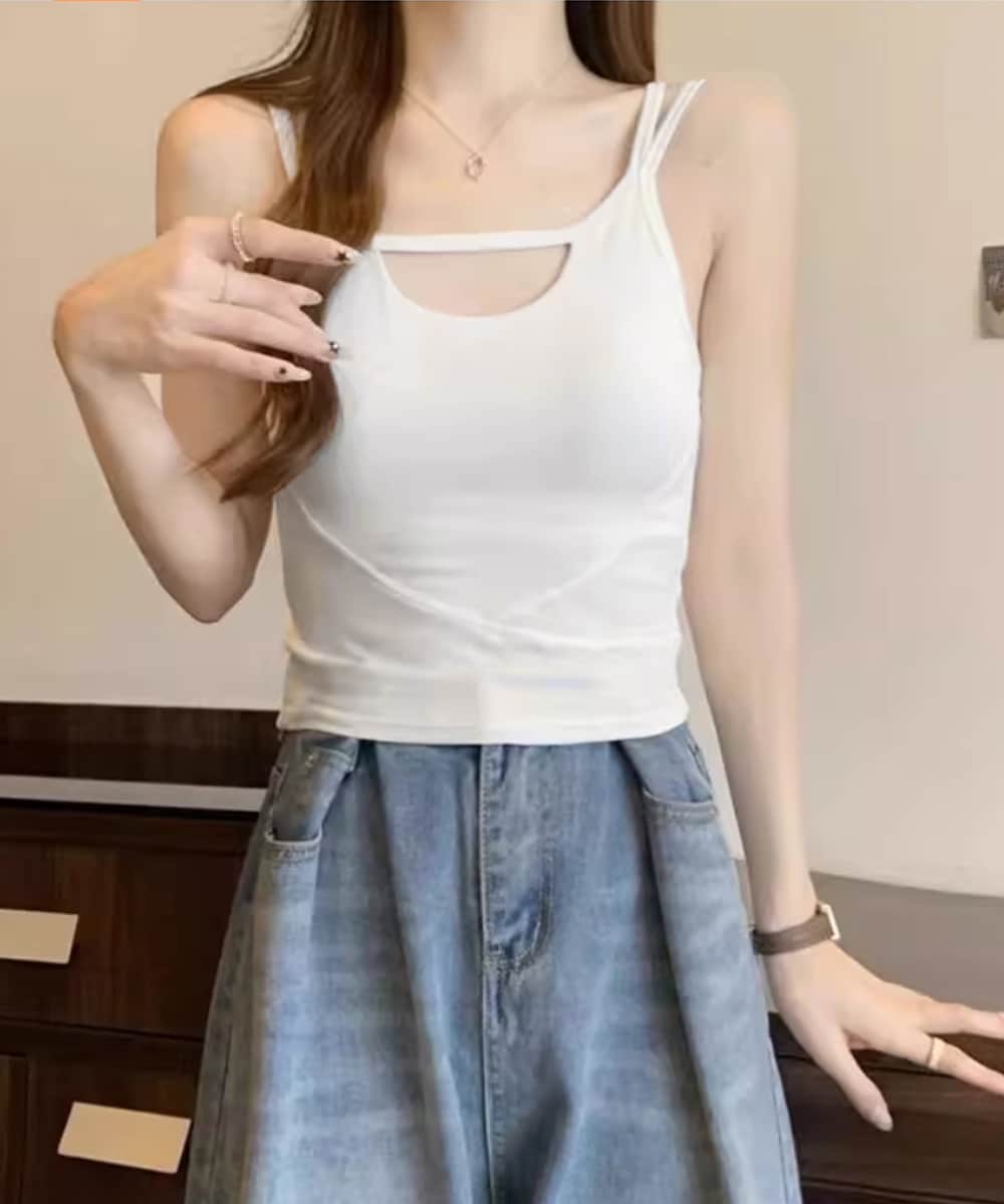 カップ付きキャミソールセクシー胸元韓国風／ミニミニストア（miniministore）