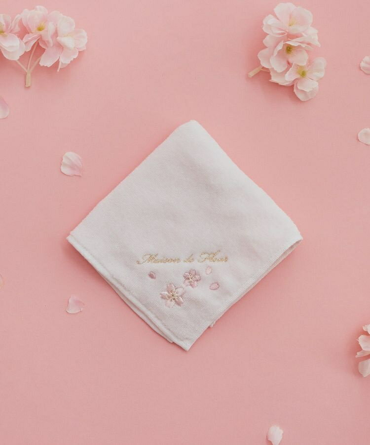 sakura刺繍タオルハンカチ／メゾン ド フルール（Maison de FLEUR）