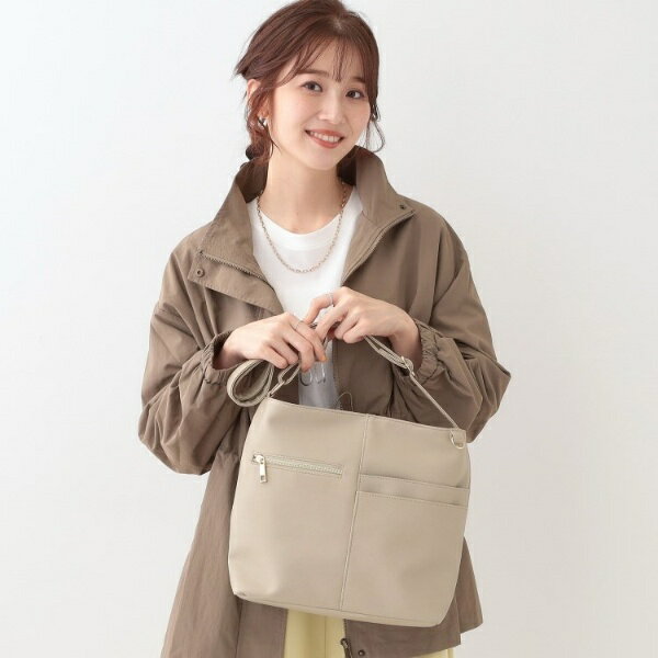 【ポケットたくさん】 フロント切り替えショルダーバッグ／シューラルー（SHOOLARUE）