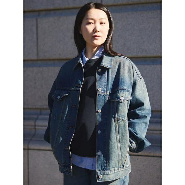 XL WOMEN'S トラッカージャケット ミディアムインディゴ／リーバイス（Levi’s）