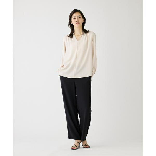 バックサテンスタンドカラーブラウス／イッツインターナショナル（I.T.'S. international）