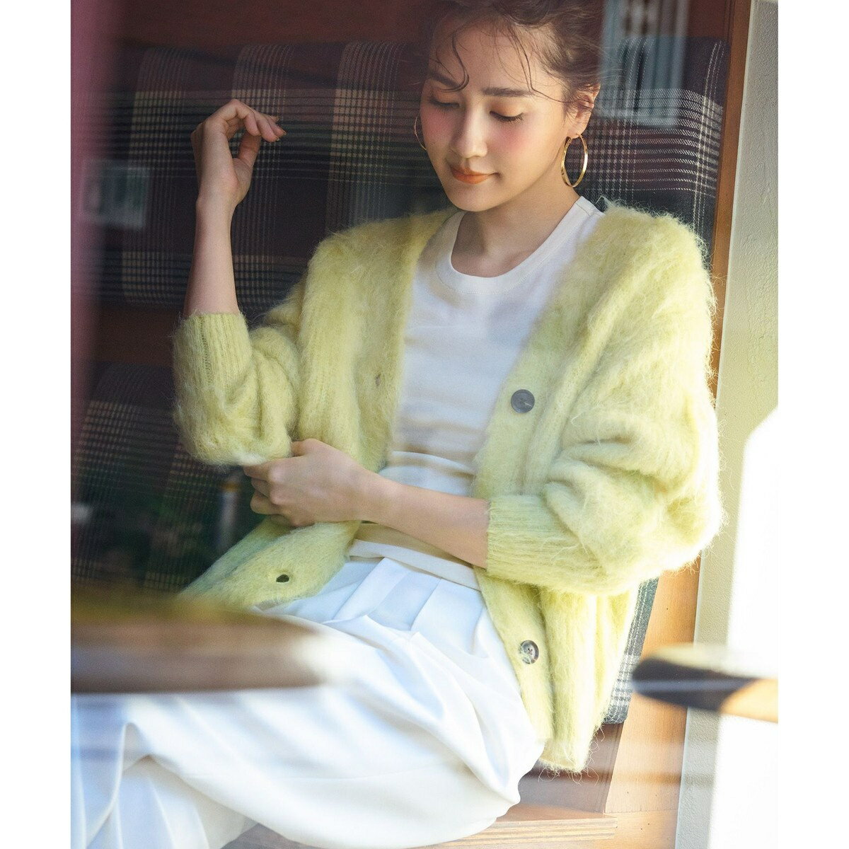 【洗える】アルパカシャギー Vネックカーディガン／アンフィーロ（UNFILO）のサムネイル