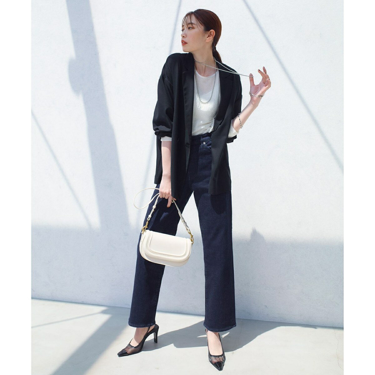 【UNFILO DENIM】撥水 テーパードデニム／アンフィーロ（UNFILO）のサムネイル