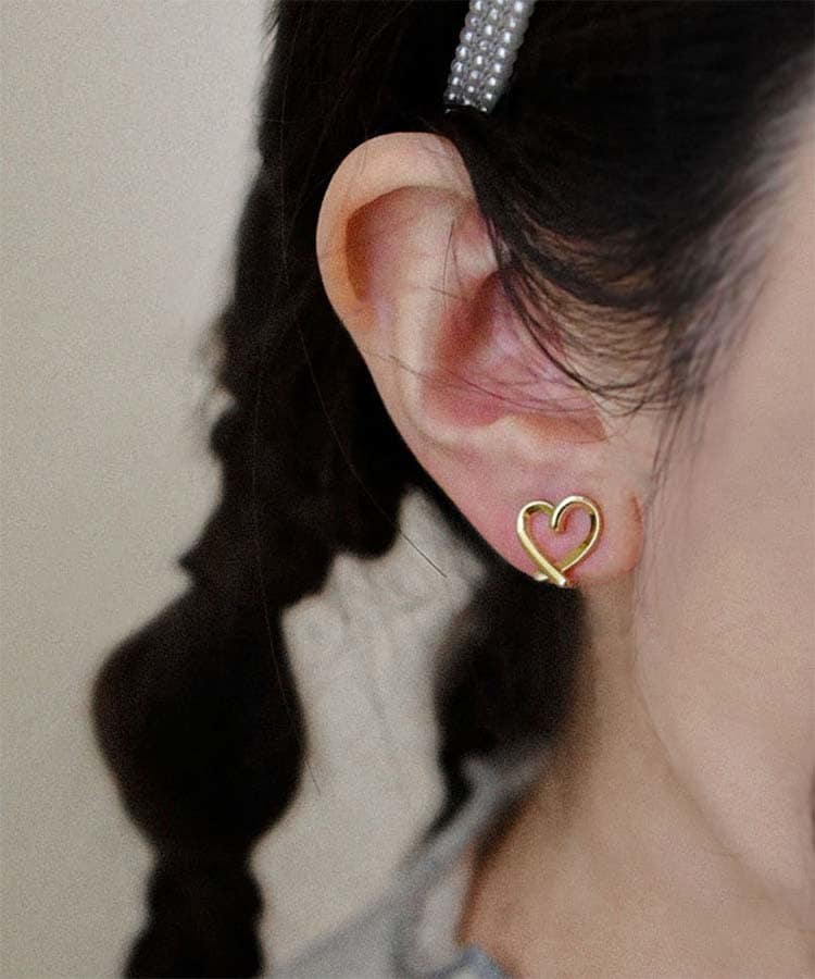 痛くなりにくい ハート メタルイヤリング シリコングリップ付き／スタイロ（styiro）