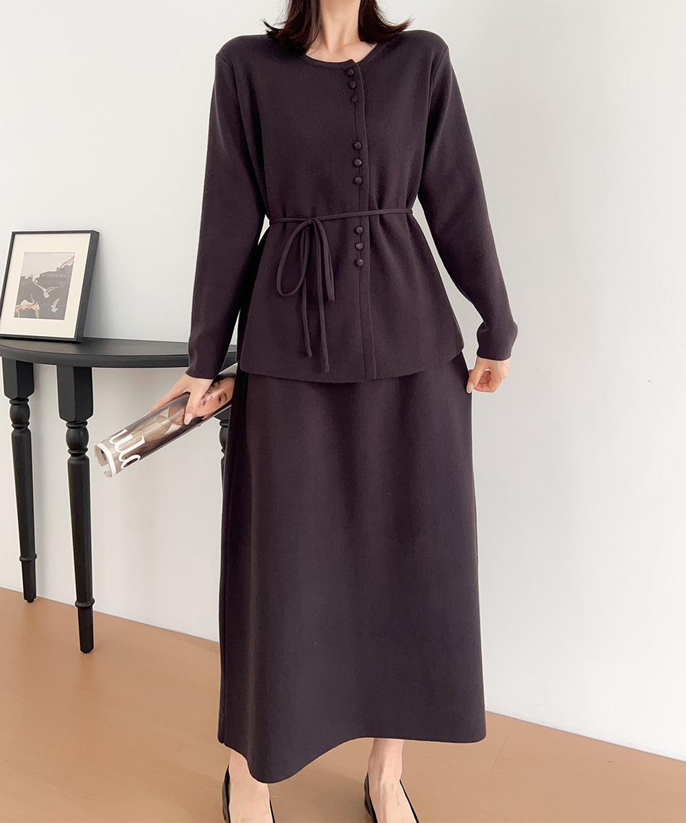 セットアップ　長袖ニット＆フレアスカート／ディケイドクラシック（DECADE CLASSIC）