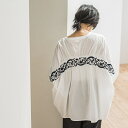 キャンブリックバックギャザー刺繍ブラウス≪手洗い可能≫/メイソングレイ(MAYSON GREY)