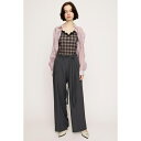 CENTER TAPE TUCKED TROUSERS/スライ(SLY)