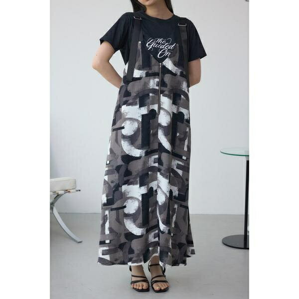 幾何学柄フレアワンピース／アズー