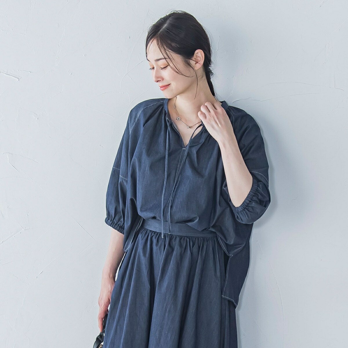 【WEB限定】極上ライトデニムブラウス≪洗濯機で洗える≫／ロートレアモン（LAUTREAMONT）