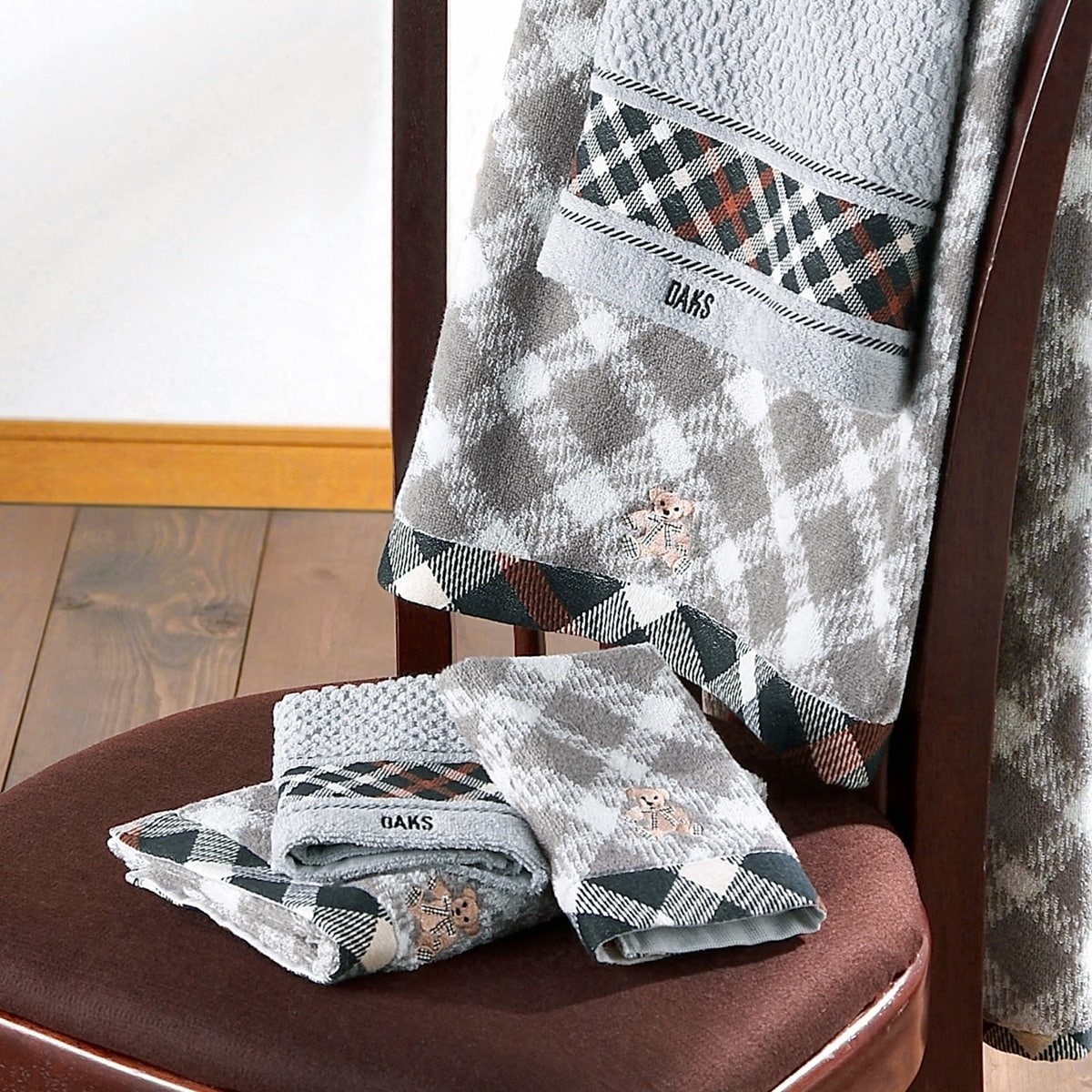 DAKS ブラックハウスチェックベア バスタオル1枚入り／ダックス（DAKS）