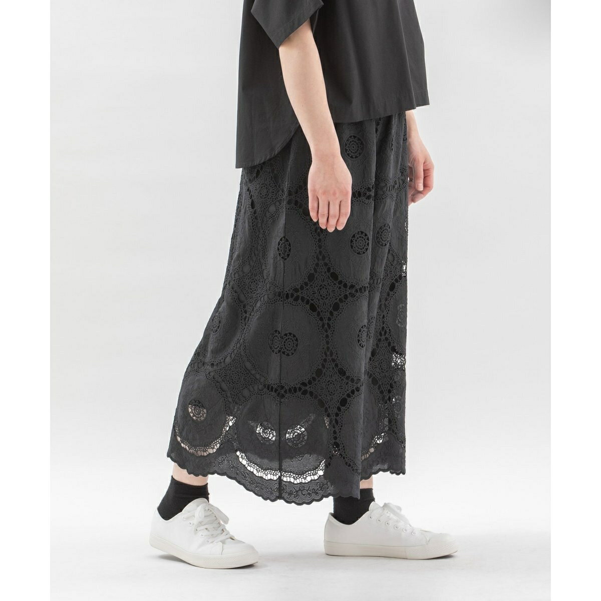 刺繍レーススカート／ノップドゥノッド（nop de nod）