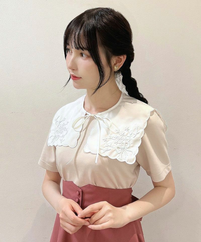 花刺繍カットワークつけ衿【洗える】／フィント（FINT）