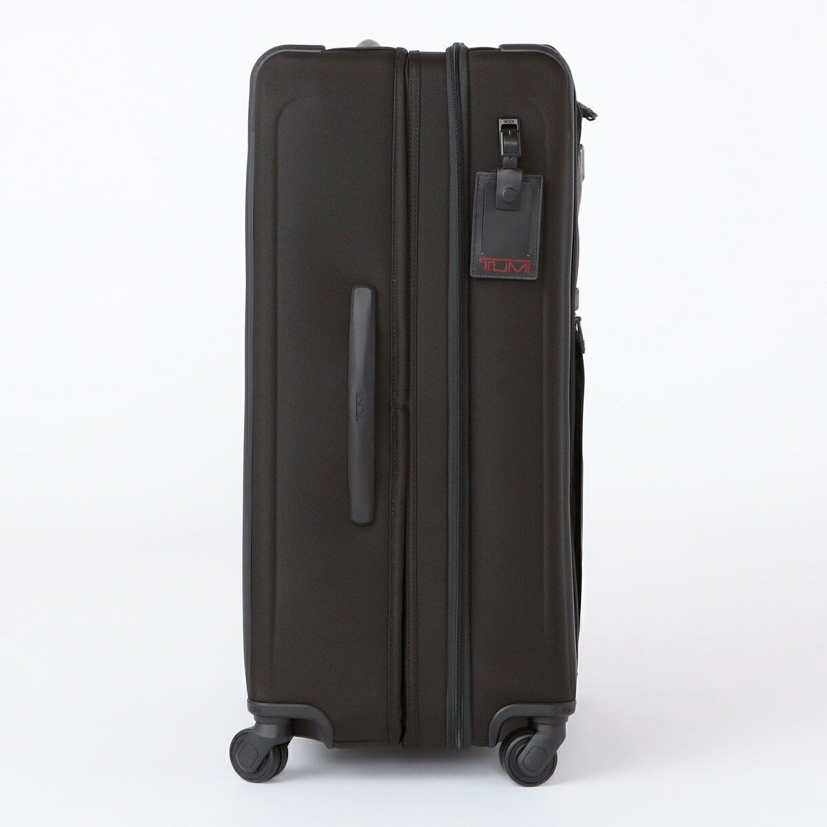 TUMI: ミディアム トリップ エクスパンダブル 4ウィール パッキングケース／シップ...