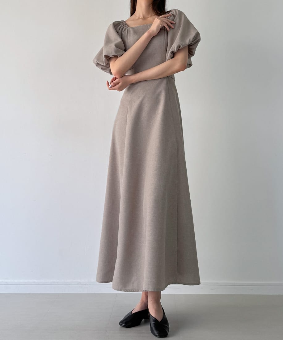 バックリボンフレアワンピース(薄手、裏地なし)／ジュノア（JUNOAH）