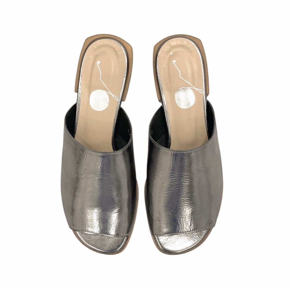 本革やわらかミュールサンダル／シルバー(約22cm-26cm)／ジーアール（gr.）