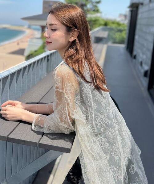 甘さ控えめ、大人の肌魅せ♪チュールレースオーバーシャツ（長袖）／クラシカルエルフ（Classical Elf）のサムネイル