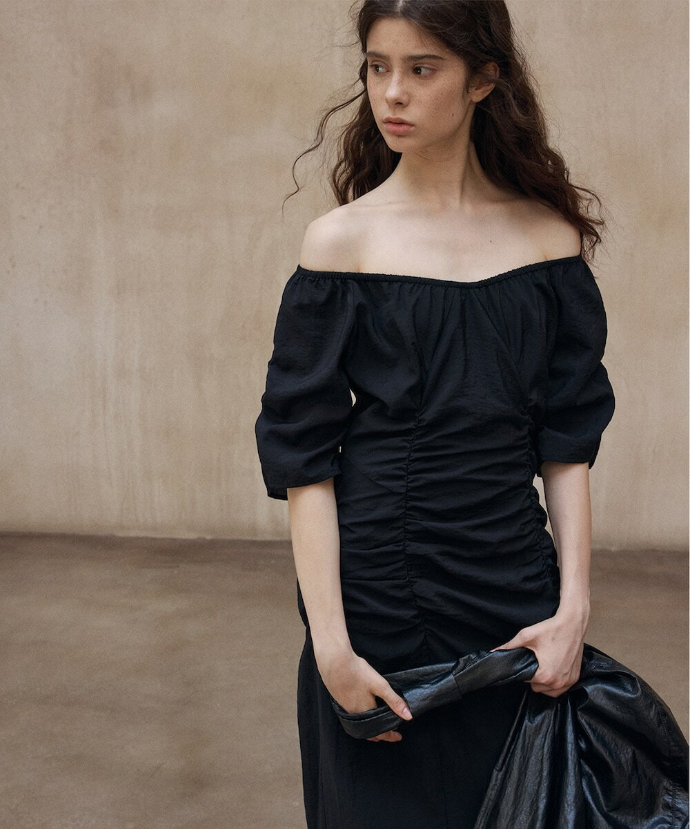 DECADE CLASSIC シャーリングロングワンピース／ディケイドクラシック（DECADE CLASSIC）