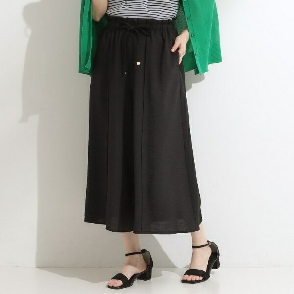 【S-LLひんやり】さらっとタッチできれい見え ピンタックスカーチョ／シューラルー（SHOOLARUE）