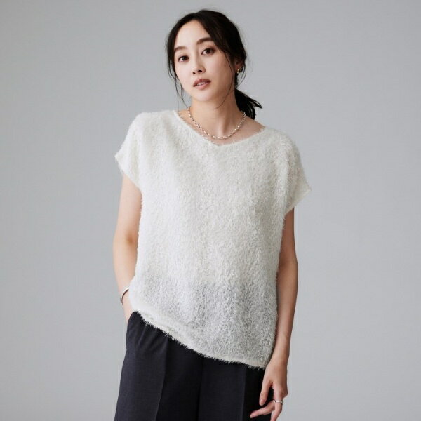 【セットアップ可トレンド】フェザーフレンチスリーブブラウス／アンタイトル（UNTITLED）