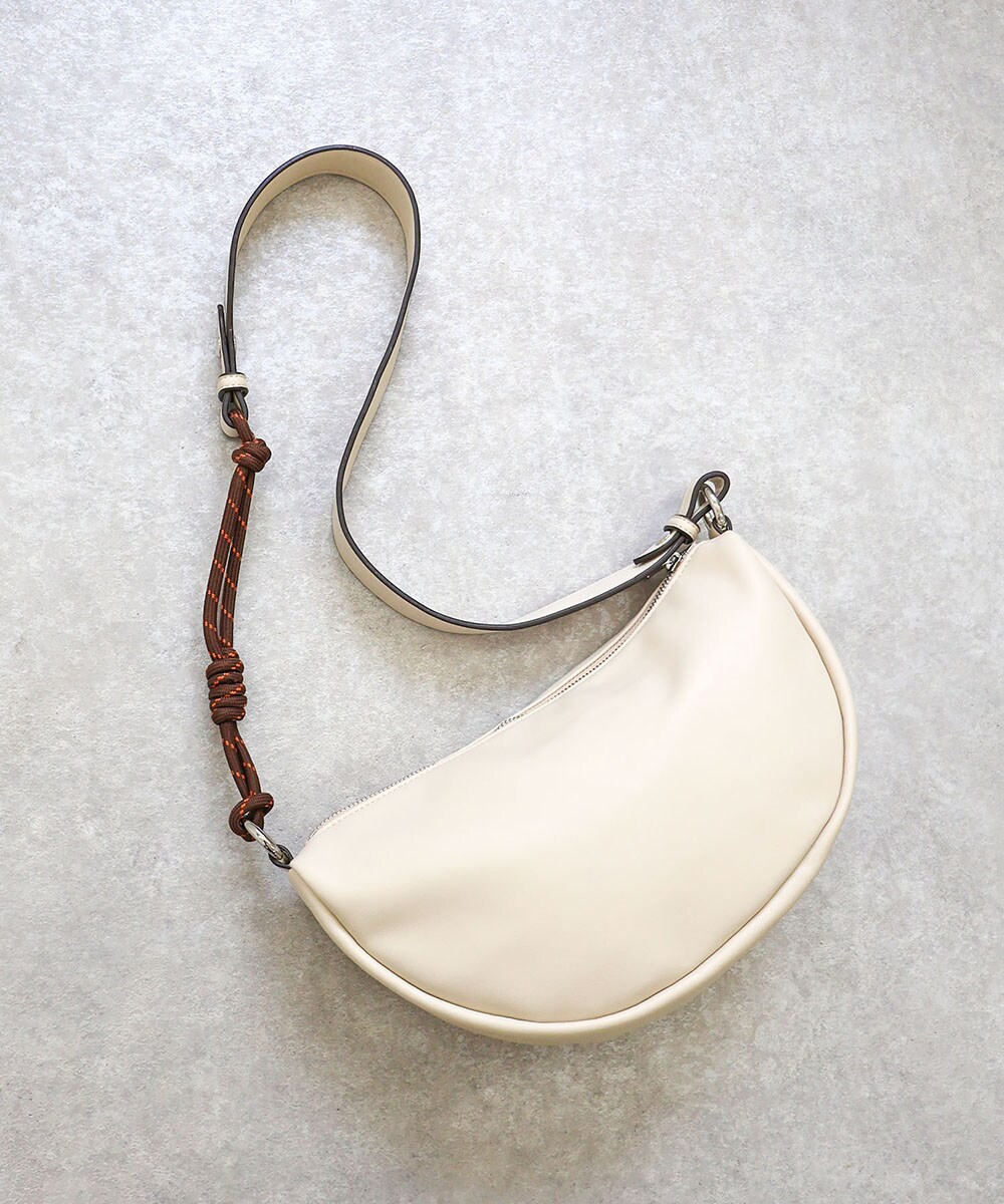 【オールシーズン/軽量/デイリー】パラコード付きショルダーバッグ／コルデ（COLDE）