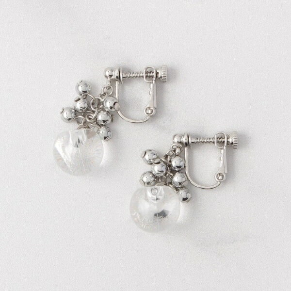 メタルxクリアボールイヤリング／イッツデモ（ITS'DEMO）