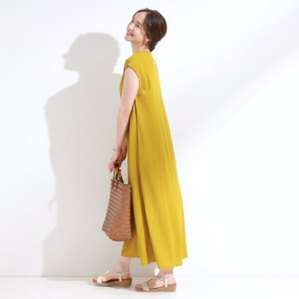 【S-LLひんやり】切替ラインですっきりと 1枚で着られるロングワンピース／シューラルー（SHOOLARUE）のサムネイル