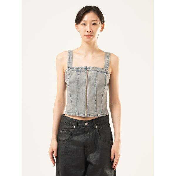 スカルプドビスチェ／リーバイス（Levi’s）