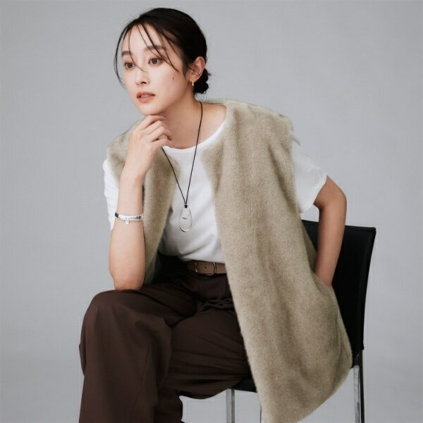 【トレンドジレ】フェイクファーベスト／アンタイトル（UNTITLED）