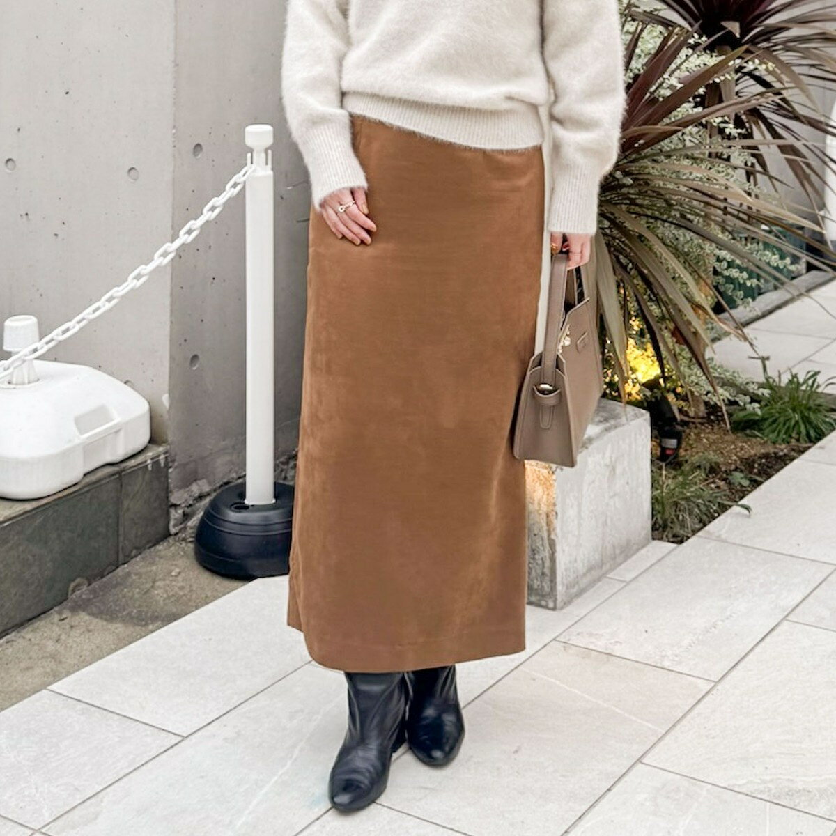 《セットアップ対応》フェイクスエードハイウエストタイトスカート／ノーリーズソフィー（NOLLEY’S sophi）のサムネイル