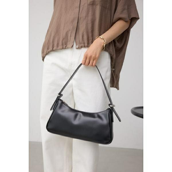 ワンハンドルハンドバッグ／アズールバイマウジー（AZUL BY MOUSSY）