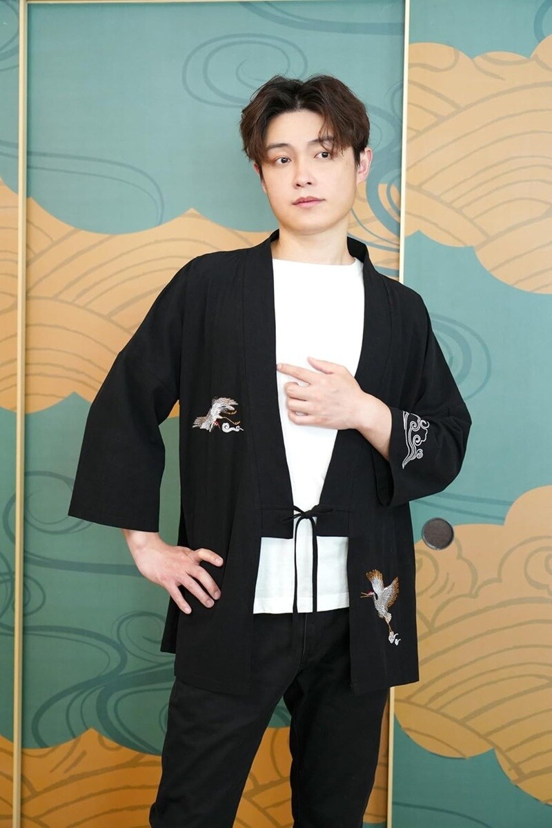 【ハロウィン】コスプレ 刺繍 羽織 ユニセックス ブラック／クリアストーン（clearstone）