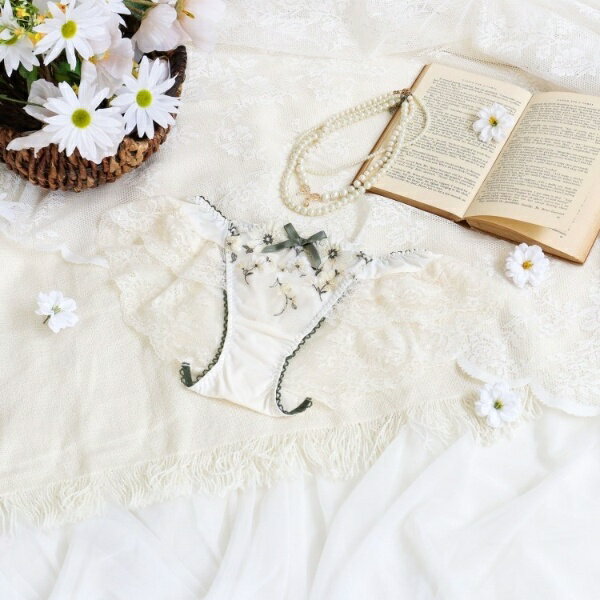 アルマ フレアショーツ／リサマリ（Risa Magli）