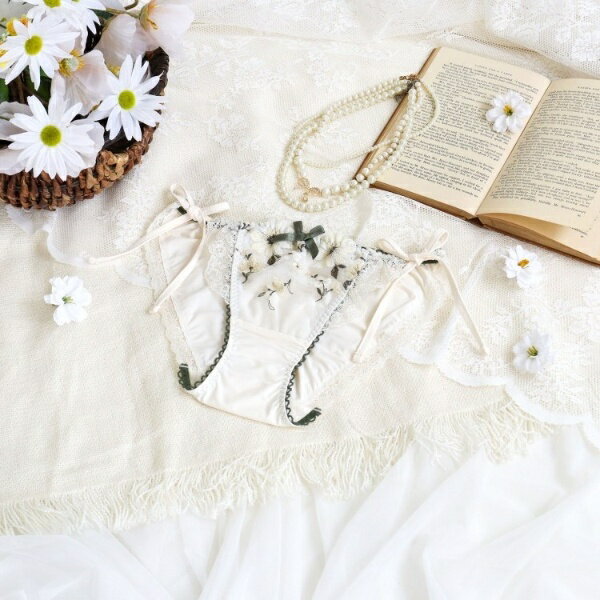 アルマ リボンショーツ／リサマリ（Risa Magli）