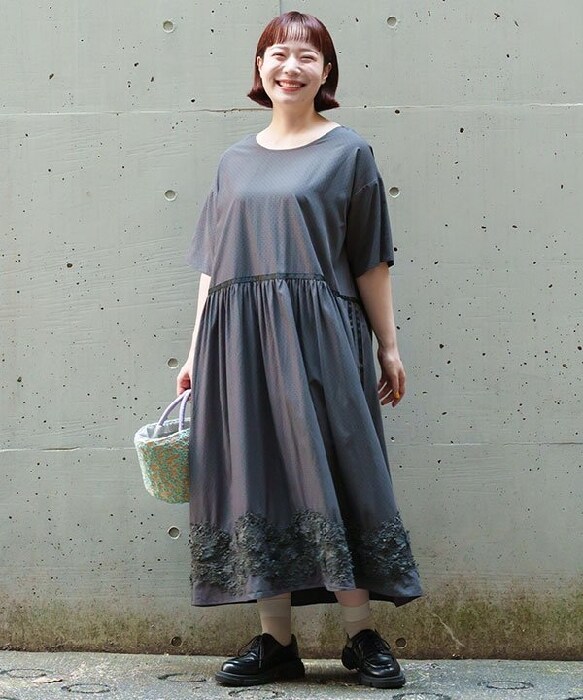 【大きいサイズ】レースは足元に添えてOP／アズノゥアズオオラカ（AS KNOW AS olaca）