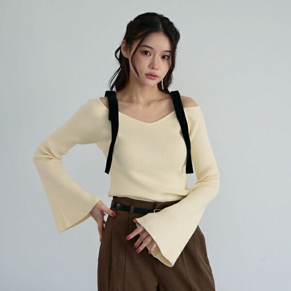 ベロア肩リボンオフショルニットプルオーバー／アルシーヴ（archives）